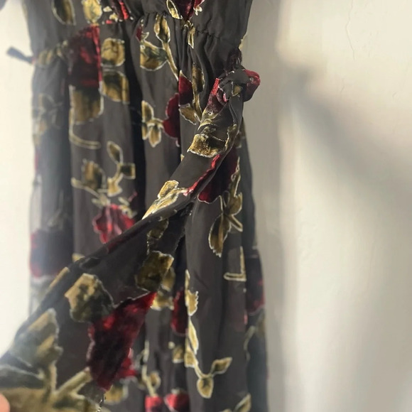 Baltic Born Parisian Velvet Floral Maxi Dress - Picture 8 of 10